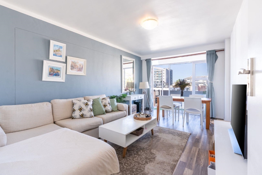 1 Bedroom Property for Sale in Green Point Western Cape